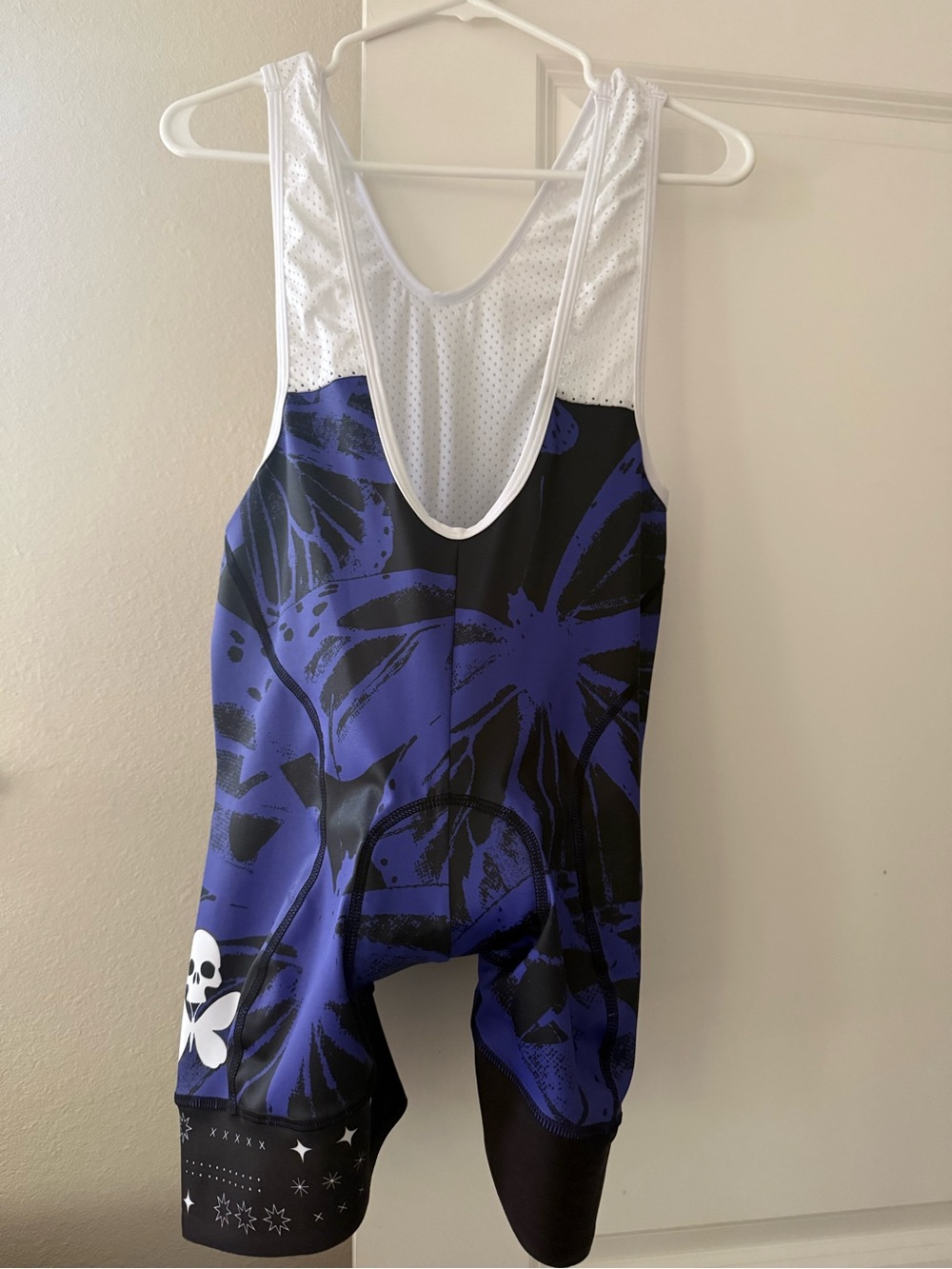 Betty Designs cycling kit - Picture 4 of 7